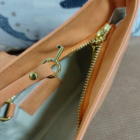 Jacquemus Handbag - Picture 8 of 8